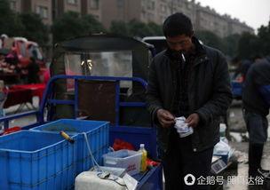 千亿破烂王,揭秘垃圾回收界的传奇人物 第2张 千亿破烂王,揭秘垃圾回收界的传奇人物 第2张